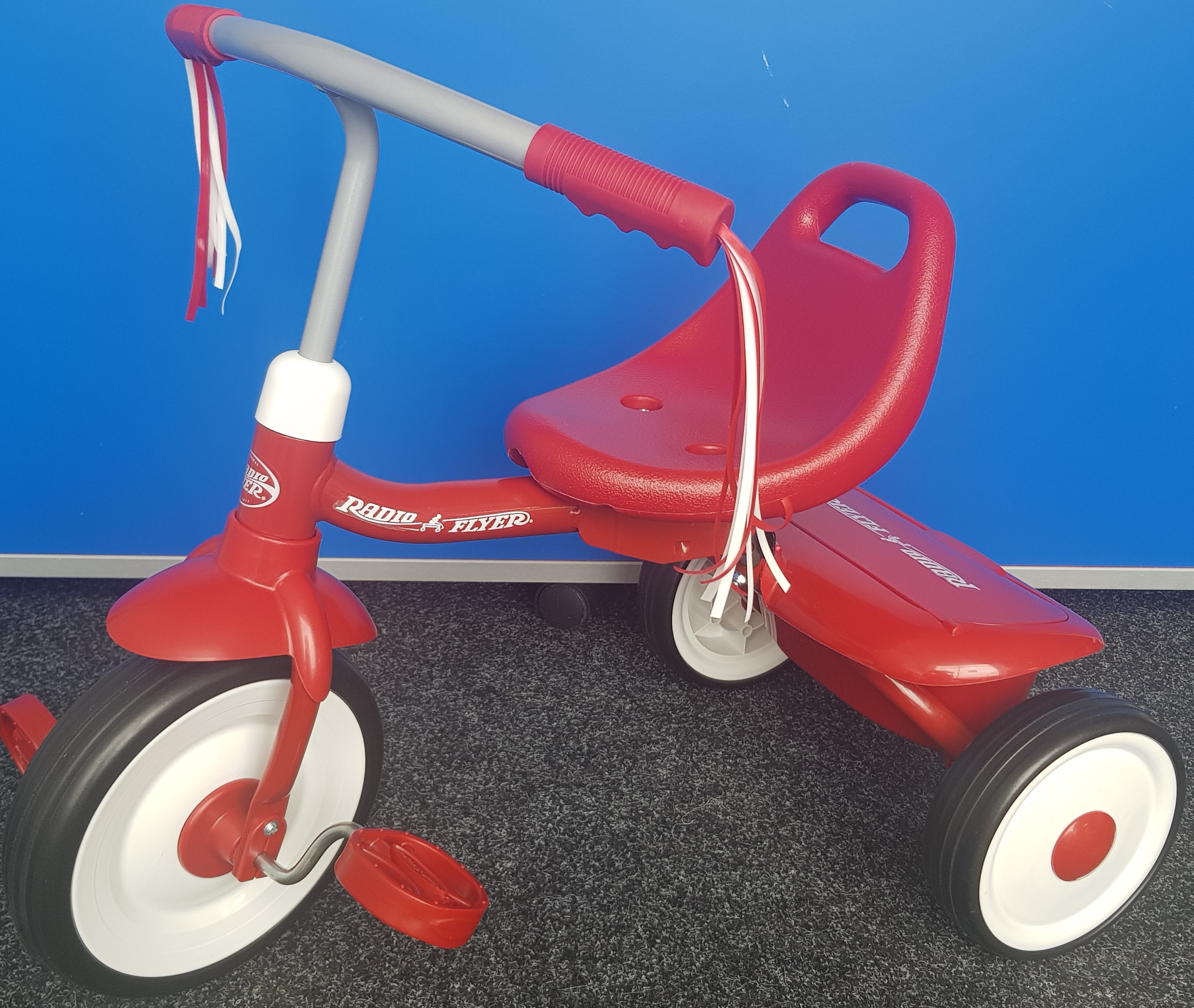 radio flyer 4 in 1 trike red