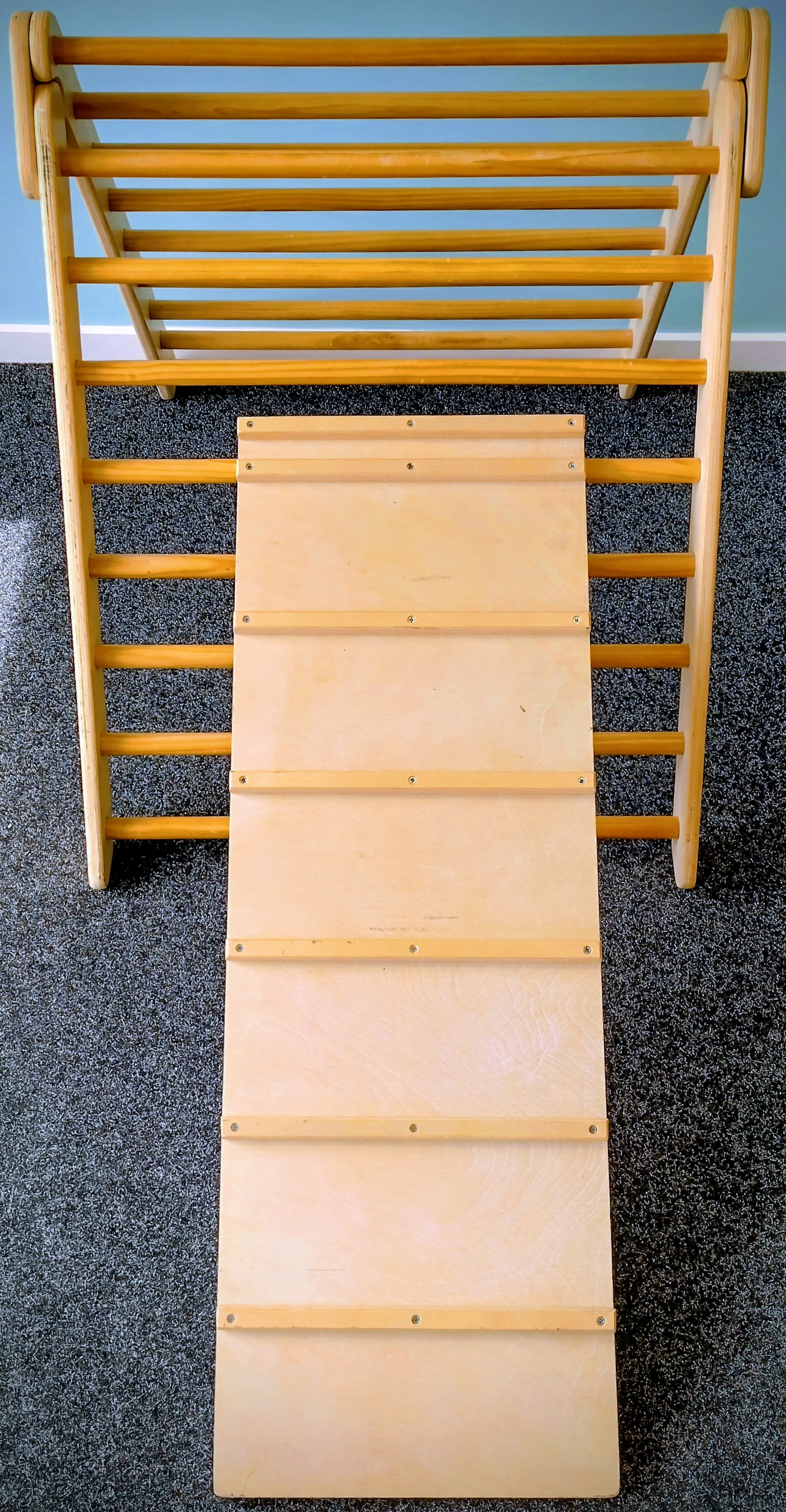 Pickler`s Triangle and Climbing Board